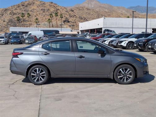 2025 Nissan Versa 1.6 S