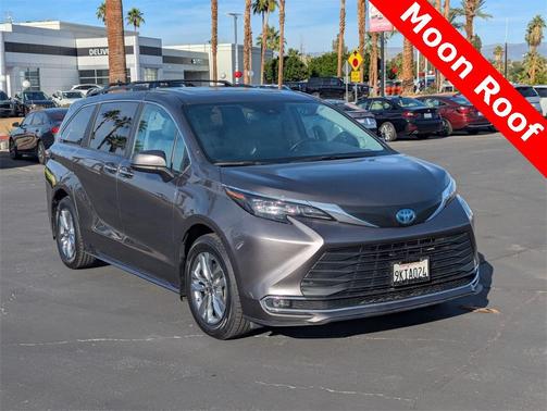 2024 Toyota Sienna XLE