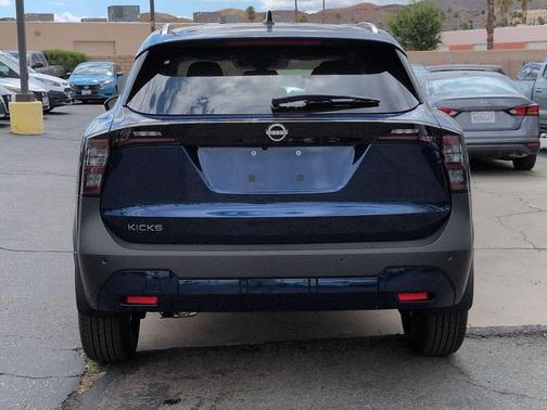 Deep Blue Pearl 2026 Nissan Kicks SV