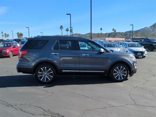 2017 Ford Explorer Platinum