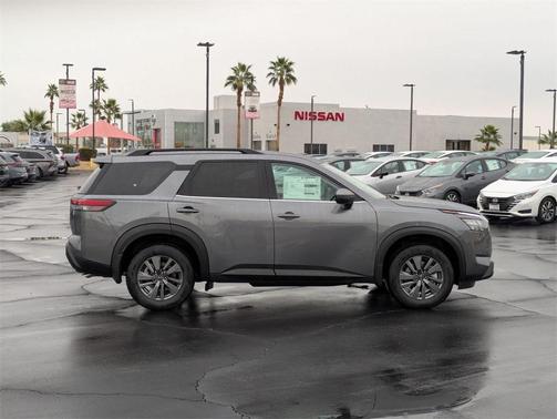 2025 Nissan Pathfinder SV FWD