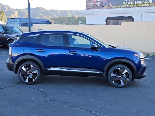 Deep Blue Pearl 2026 Nissan Kicks SR