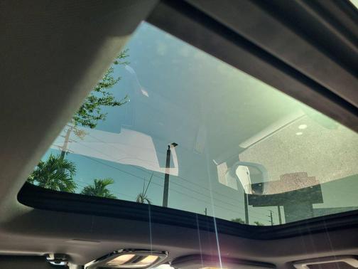 Crystal White Pearl 2026 Volvo XC90 Plus, B6 AWD Gas (mild hybrid), Gasoline, Bright, 7 Seats