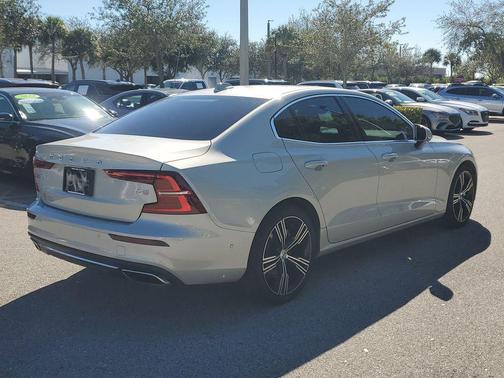 2020 Volvo S60 T5