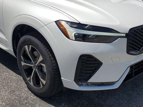 2026 Volvo XC60 B5 Core