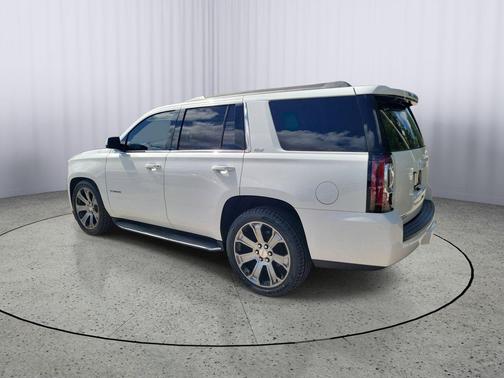 Summit White 2017 GMC Yukon SLT
