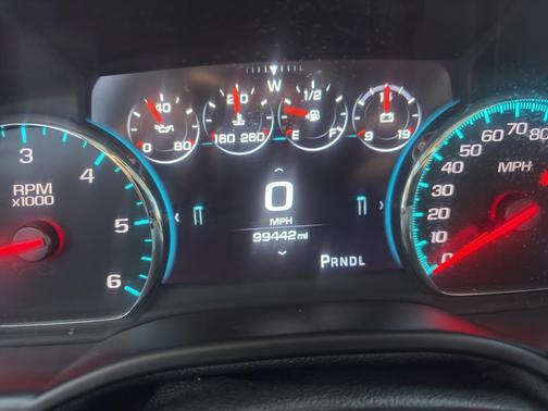 Summit White 2017 GMC Yukon SLT