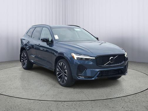 2026 Volvo XC60 B5 Ultra