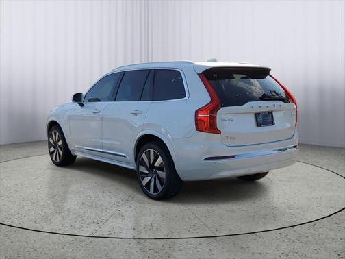 2023 Volvo XC90 Recharge Plug-In Hybrid T8 Ultimate 6-Seater