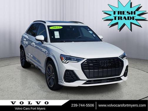 2022 Audi Q3 45 S line Premium Plus