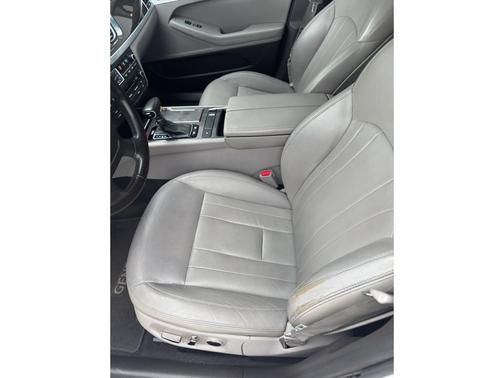 Casablanca White 2018 Genesis G80 3.8