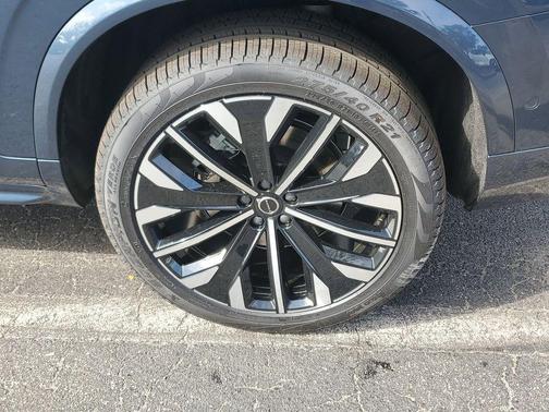 2026 Volvo XC90 Ultra, B6 AWD Gas (mild hybrid), Gasoline, Bright, 7 Seats