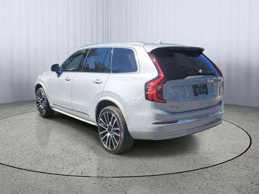 2026 Volvo XC90 Plus, B6 AWD Gas (mild hybrid), Gasoline, Bright, 7 Seats