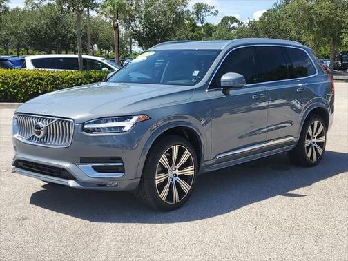 2022 Volvo XC90 T6 Inscription
