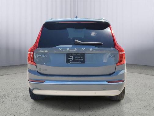 2022 Volvo XC90 T6 Inscription