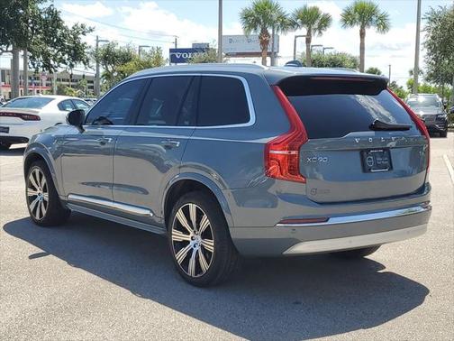 2022 Volvo XC90 T6 Inscription