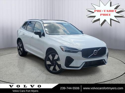 2025 Volvo XC60 Plug-In Hybrid T8 Plus