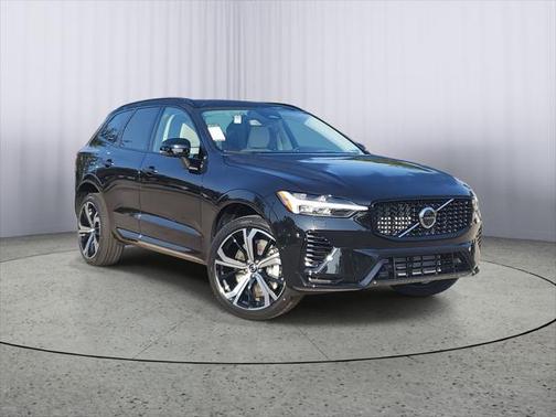 2025 Volvo XC60 Plug-In Hybrid T8 Ultra