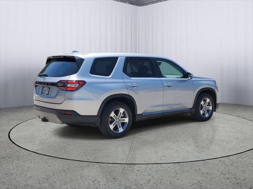 2023 Honda Pilot 2WD EX-L 8 Passenger