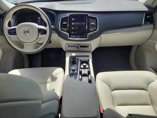 2025 Volvo XC90 B6 Plus 7-Seater