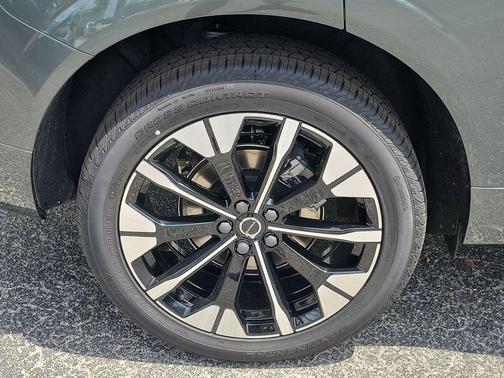 Forest Lake 2026 Volvo XC60 B5 Plus