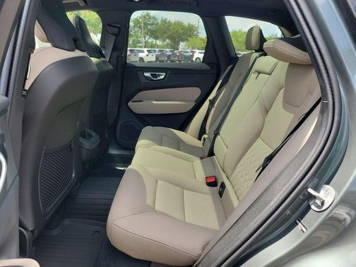 Forest Lake 2026 Volvo XC60 B5 Plus