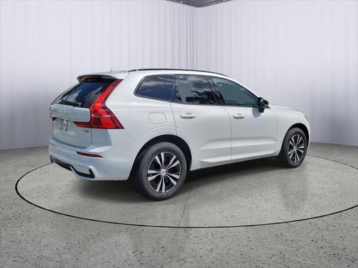 2025 Volvo XC60 Plug-In Hybrid T8 Core