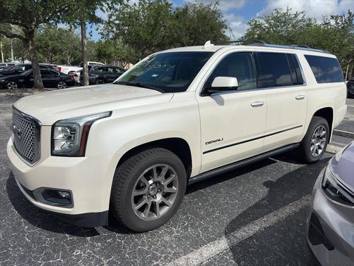White Diamond Tricoat 2015 GMC Yukon XL 1500 Denali