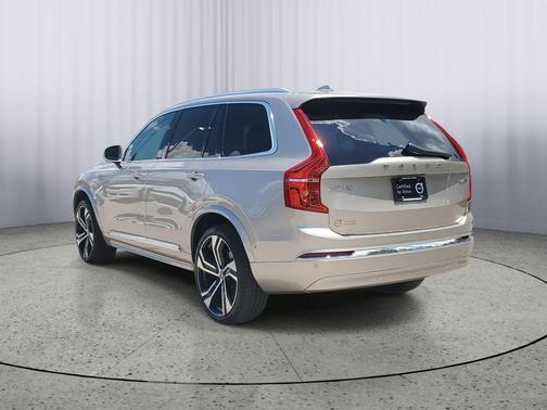 2024 Volvo XC90 B6 Ultimate Bright Theme 7-Seater