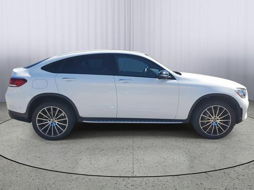 2022 Mercedes-Benz GLC 300 4MATIC Coupe