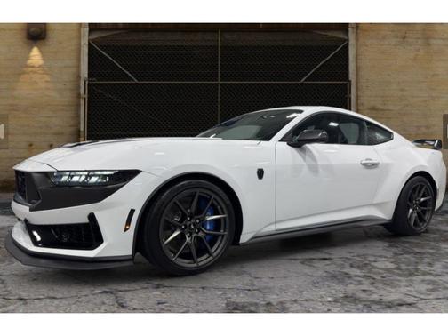 2024 Ford Mustang Dark Horse Fastback