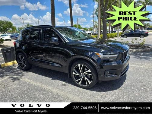 2019 Volvo XC40 T5 R-Design