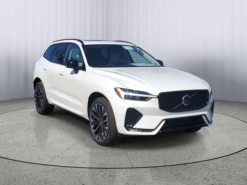 2026 Volvo XC60 B5 Ultra