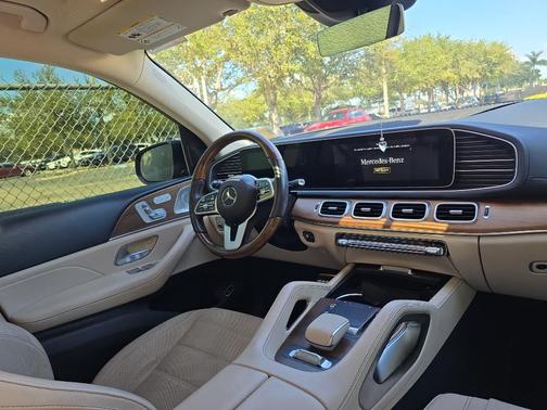 2022 Mercedes-Benz GLS 450 4MATIC