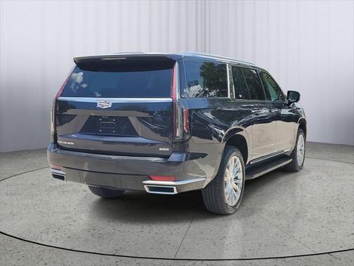 2023 Cadillac Escalade ESV Premium Luxury