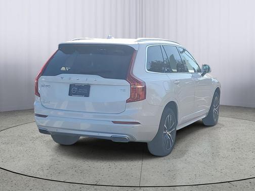 2020 Volvo XC90 T5 Momentum