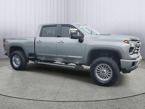 2025 Chevrolet Silverado 2500 High Country