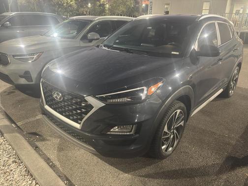 2020 Hyundai TUCSON Sport