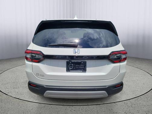 Platinum White Pearl 2025 Honda Pilot EX-L
