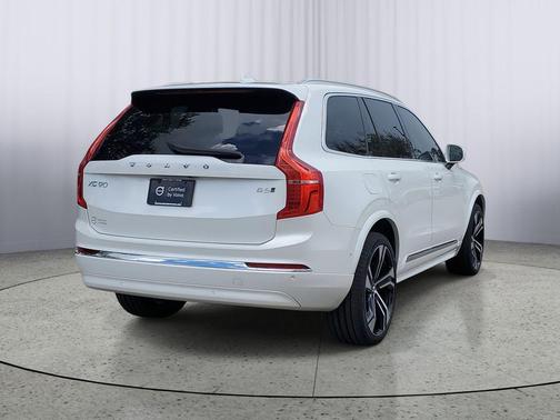 2024 Volvo XC90 B6 Ultimate Bright Theme 7-Seater