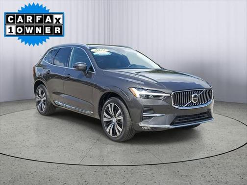 2022 Volvo XC60 B6 Inscription