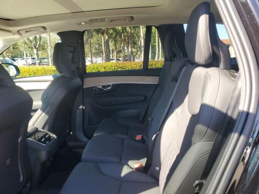 2026 Volvo XC90 B5 Plus 7-Seater