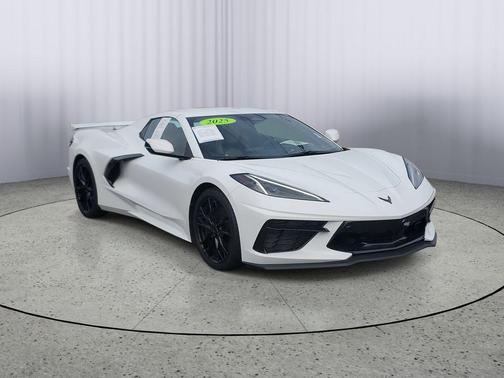 2025 Chevrolet Corvette Stingray w/3LT