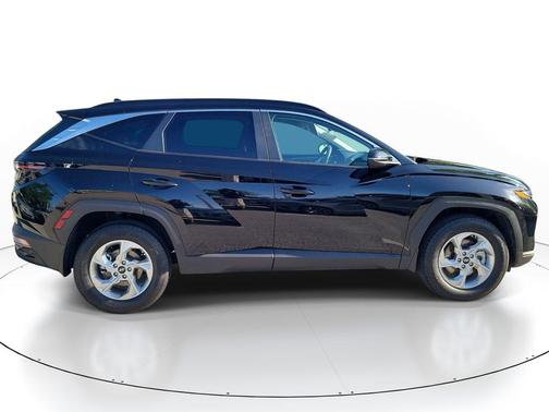 Phantom Black 2023 Hyundai TUCSON SEL