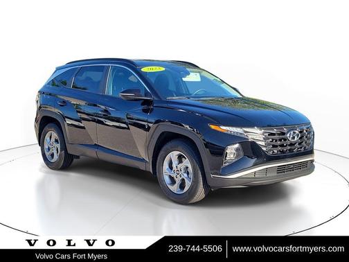 Phantom Black 2023 Hyundai TUCSON SEL