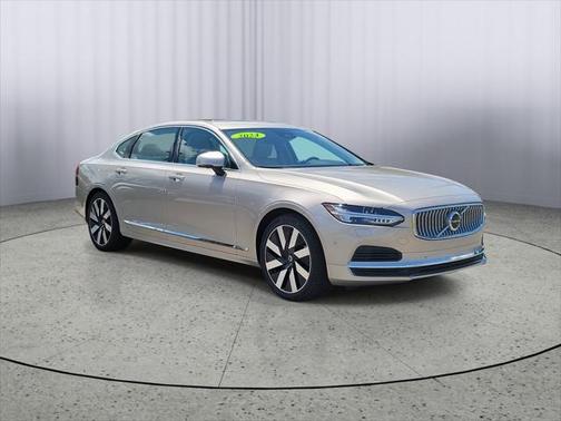 2024 Volvo S90 Recharge Plug-In Hybrid Ultimate