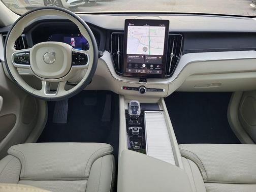 Bright Dusk Metallic 2026 Volvo XC60 B5 Ultra