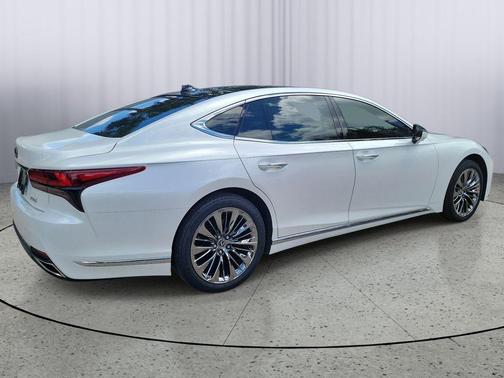 Eminent White Pearl 2023 Lexus LS 500 Base