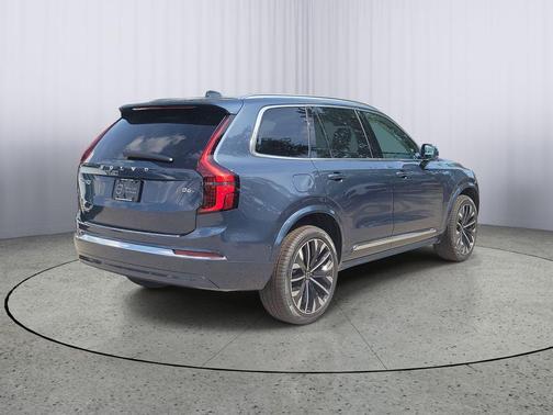 Denim Blue Metallic 2026 Volvo XC90 Ultra, B6 AWD Gas (mild hybrid), Gasoline, Bright, 7 Seats