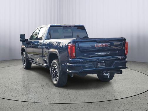 2021 GMC Sierra 2500 AT4
